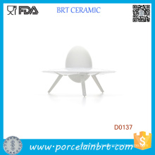 New Fashion Whte UFO Shape Ceramic Eggg Cup